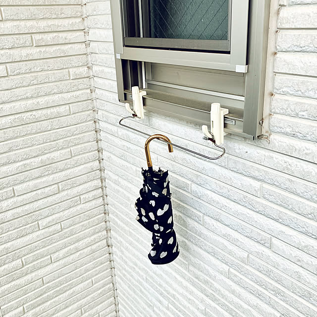 100均,傘立てならぬ傘かけ,傘かけ,傘立て,虫除けカバー,フック,シンプルナチュラル,towerシリーズ,全て100均,DIY♡,Entrance,RoomClip mag掲載、感謝です♡ miiの部屋