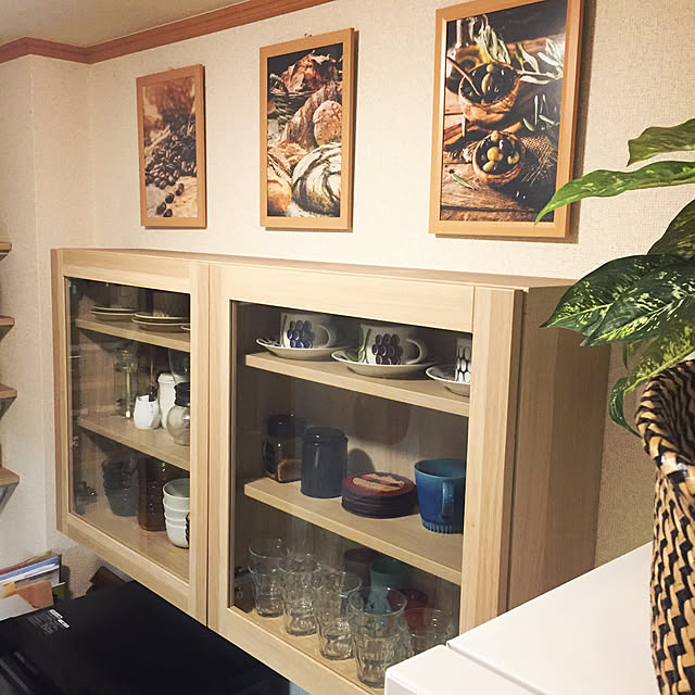 Kitchen,DAISOのフレーム,自作ポスター,BESTA,アートのある部屋,IKEA kamiの部屋