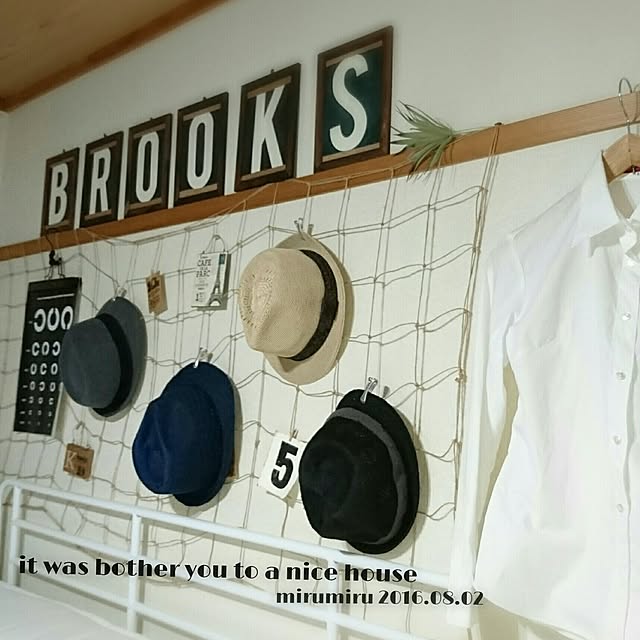 On Walls,メンズ部屋,息子部屋,元和室,ダイソー♡,無料ポスター,白シャツ,帽子掛け,視力検査表,園芸用品,ナチュラルも男前も好き,賃貸アパート,RC長崎支部,ステンシル,数字は5が好き mirumiruの部屋