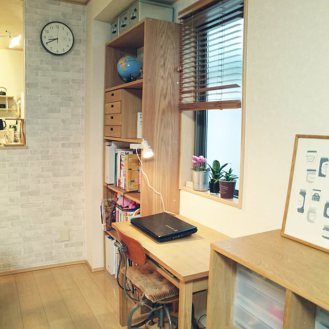 My Desk,建売住宅,無印良品,北欧インテリア,RoomClip運営チームの皆様に感謝♡,カフェ風,ナチュラルインテリア,クリップライト,スタッキングシェルフ,パソコンスペース yusoitoの部屋