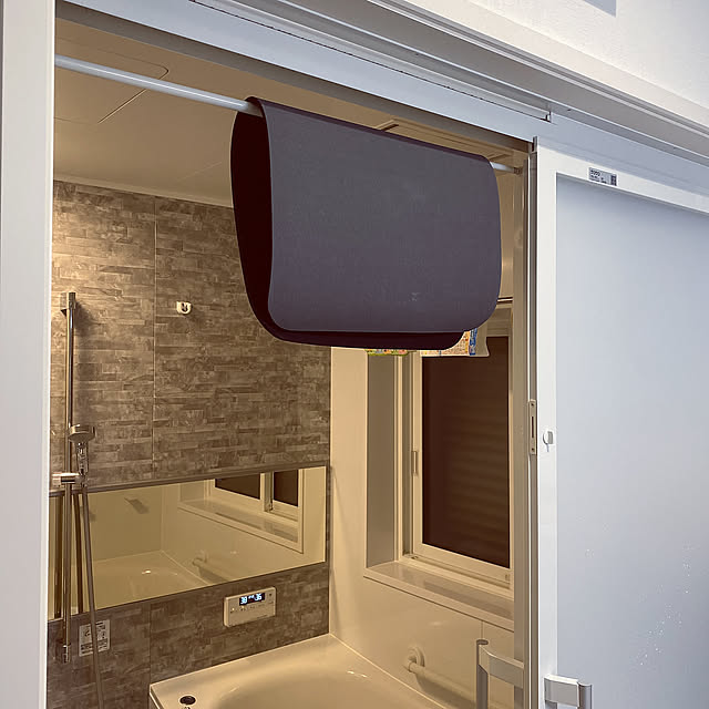 吊るして乾燥,バスマット,ホワイトインテリア,Bathroom akiの部屋