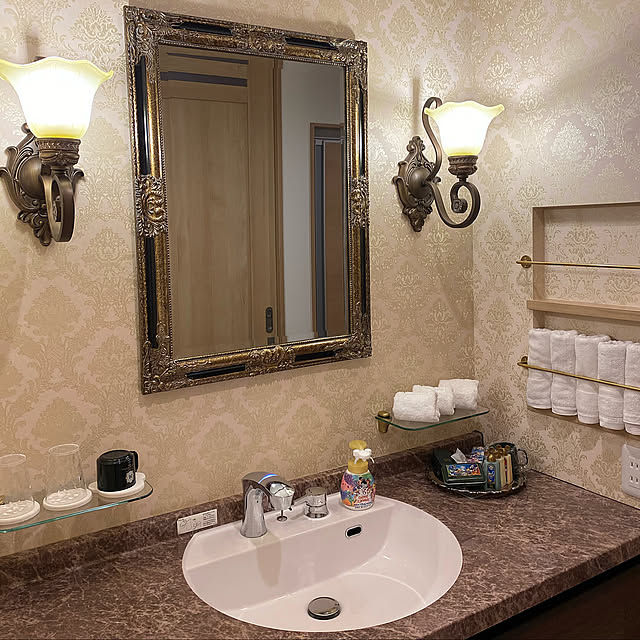 ディズニーホテル,洗面台,ミラコスタ婚,ミラコスタ,注文住宅,ディズニーハウス,アンティーク風,海外インテリア,アンティーク家具,ホテルライク,ディズニー大好き,ホテルライクな暮らし,ディズニー,Bathroom kohakuの部屋
