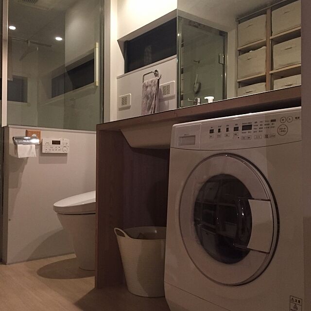 Bathroom,タブトラックス,ビルトイン洗濯機,無印良品,洗面所,犬のいる暮らし,建築家デザイン,デカ鏡 Fuyueの部屋