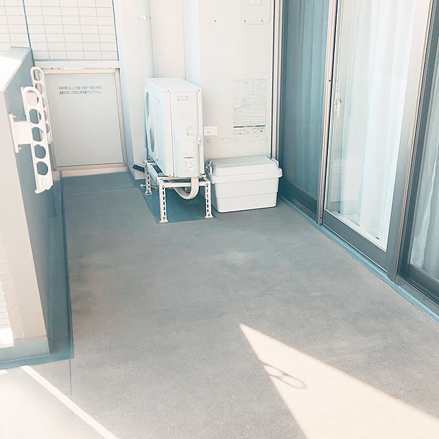 ものがない,カー用品,頑丈ボックス,防災対策,ベランダ,整理収納教育士,ブログよかったら見てみて下さい♪,身の丈暮らし,無印良品,ワンアクション収納,管理しやすく,整理収納アドバイザー１級,On Walls,マンション mizo10の部屋
