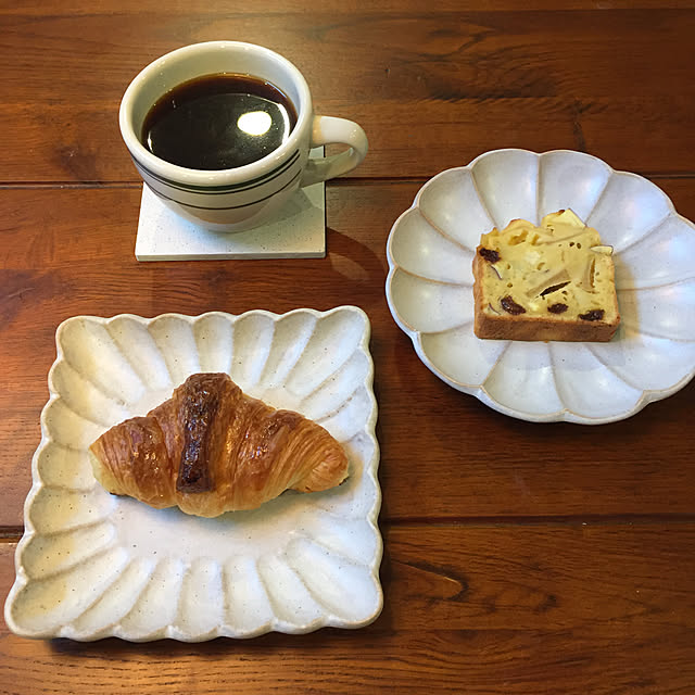 My Desk,ニトリ,食器,ニトリのお皿,しのぎ,器,コーヒータイム,手作りおやつ Ayakaの部屋