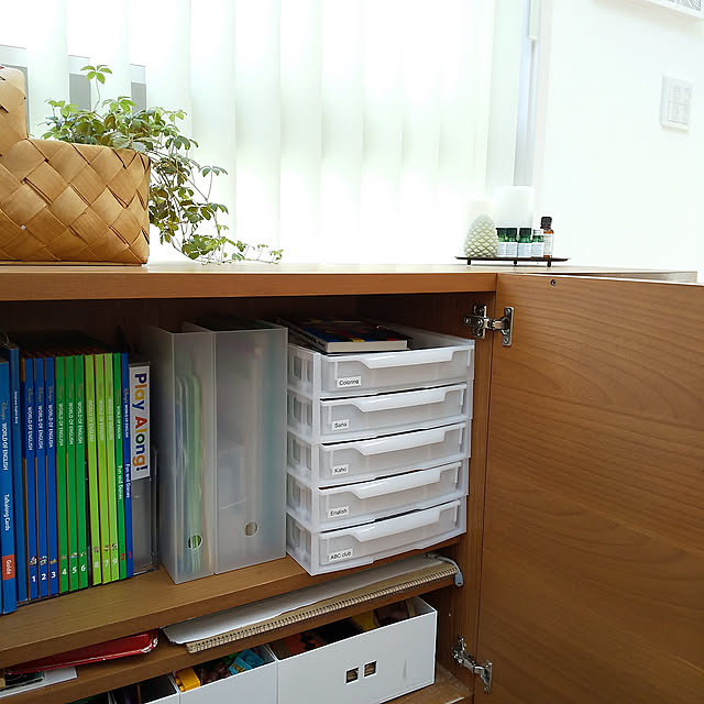 My Shelf,ワークブック収納,ダイソー,ジョイントトレー,ジョイントラック,プリント収納,ニトリ,無印良品,unico shiokoの部屋
