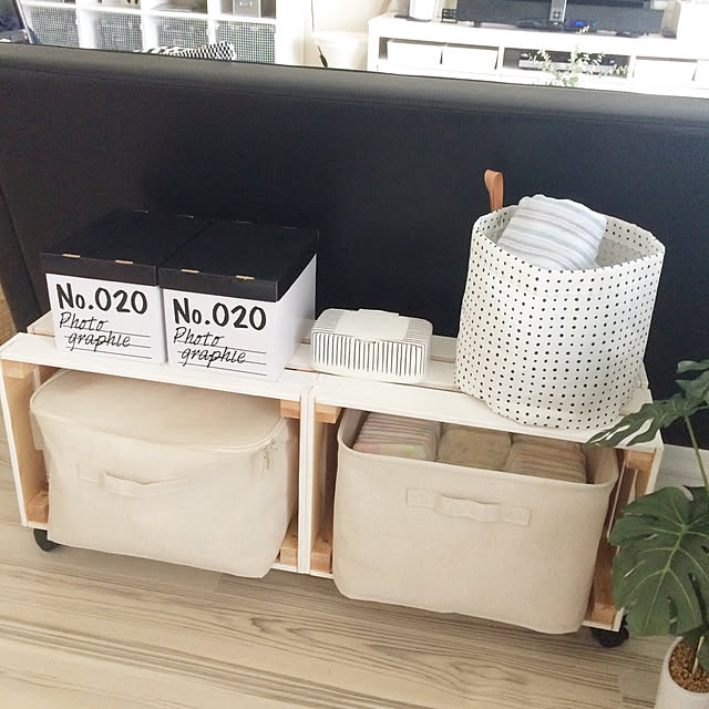 Lounge,ホワイトナチュラル,無印良品 収納,クナッグリグ,IKEA,デコパージュ,お尻拭きケース,ベビー用品収納,ベビーアイテム,子どもと暮らす,マンションインテリア,収納ボックス,いいね、フォロー本当に感謝デス☺︎,セリア,100均,DIY,赤ちゃんのいる暮らし,sostrenegrene,ホワイトインテリア kiyoの部屋