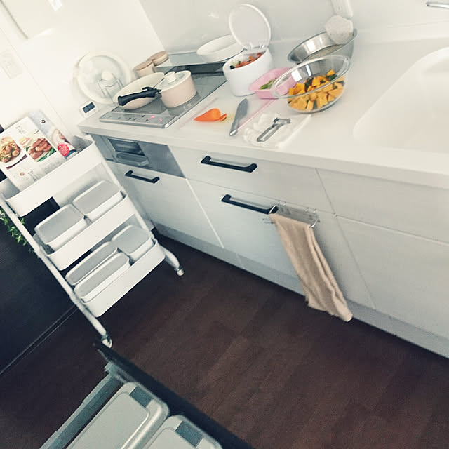 Kitchen,キッチンのゴミ箱,いつも長文ですみません,生ゴミ用ゴミ箱,ダストワゴン,LIXIL アレスタ,ホワイトキッチン,料理中シリーズ tata-kukuの部屋