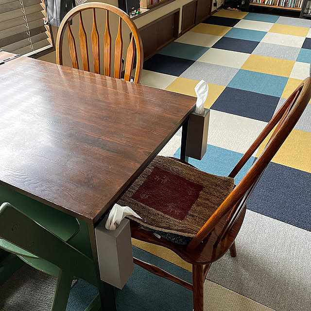 Lounge,セリアの縦型ティッシュケース,ティッシュケース kobito_houseの部屋