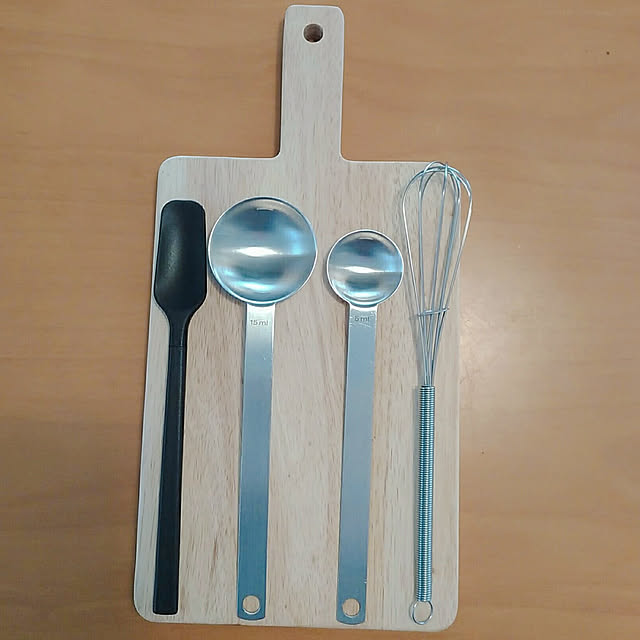 Kitchen,キッチン,無印良品,ミニ泡立て器,シリコンジャムスプーン,大さじ小さじ,ミニカッティングボード,計量スプーン magnoliaの部屋