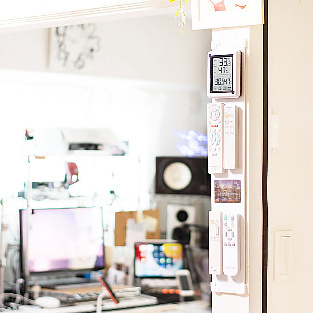 My Shelf,DIYアイデア,リモコン収納diy,リモコンニッチ,リモコン収納,リモコン置き場,100均アイテム,DIY,10分でできる JUNの部屋