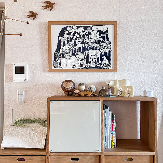 On Walls,リサラーソン,ディスプレイコーナー,北欧雑貨,ナチュラルインテリア,ミナペルホネン,北欧インテリア,狭小住宅,小さなおうち,2階リビング,小さなお家,建売住宅,小さいおうち,いいね&フォローありがとうございます☆,すっきり暮らす,狭小3階建,心地よい暮らし,ナチュラルヴィンテージ,ヒュッゲ masumiの部屋