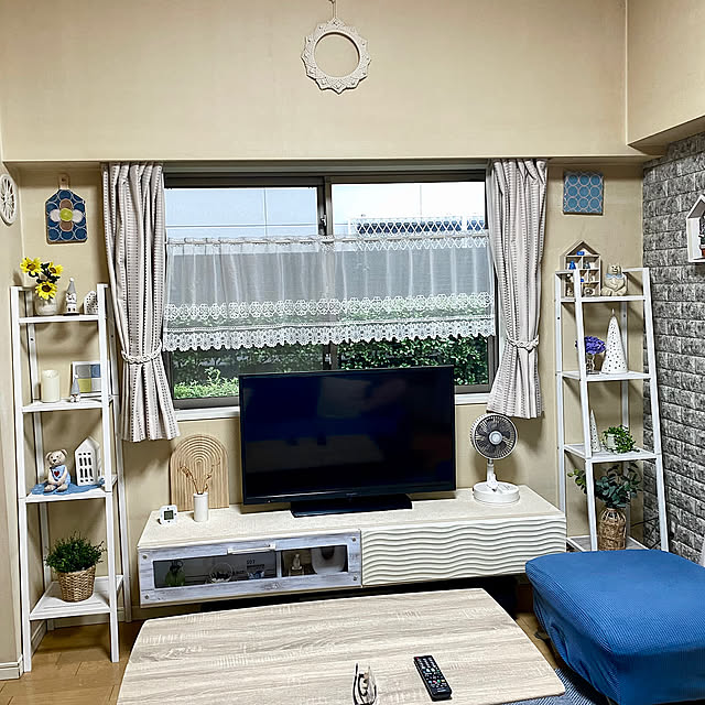 Lounge,IKEAシェルフもう一つ,見て頂きありがとう(*^^*),マンション一階角部屋庭付き,RoomClip運営チームの皆様に感謝♡ YuuKoの部屋
