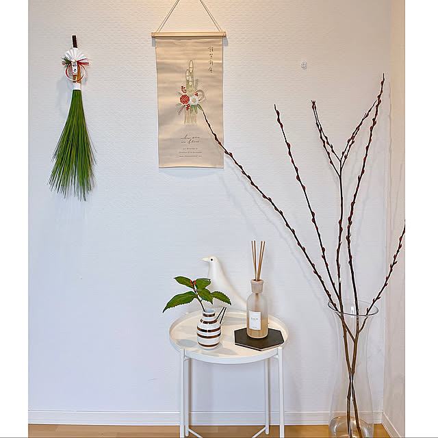 Entrance,大王松,センリョウ,ネコヤナギ,刺繍タペストリー,玄関インテリア,玄関ディスプレイ,お正月インテリア,CULTI,お正月 mikiの部屋