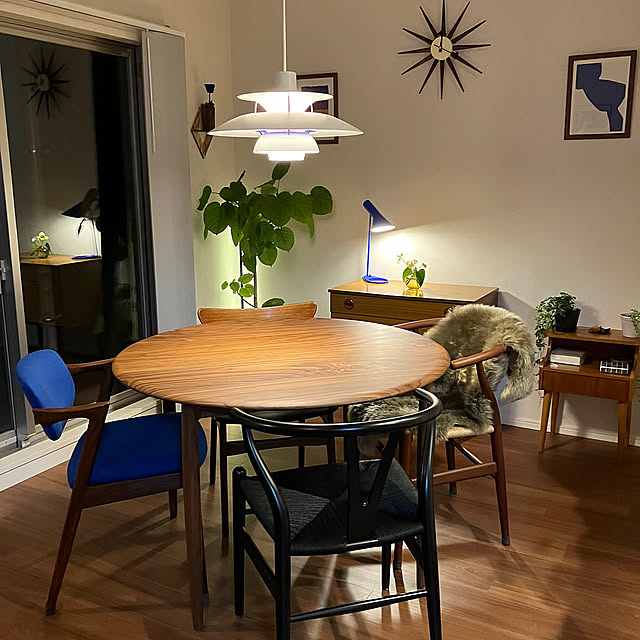 Overview,夜を楽しむインテリア,北欧,yチェア,ビンテージ家具,カイクリスチャンセン,ルイスポールセン ph5,照明,カイクリスチャンセンNo.42,カイクリスチャンセン ダイニングテーブル,ルイスポールセンaj,ダイニングインテリア bamdraの部屋