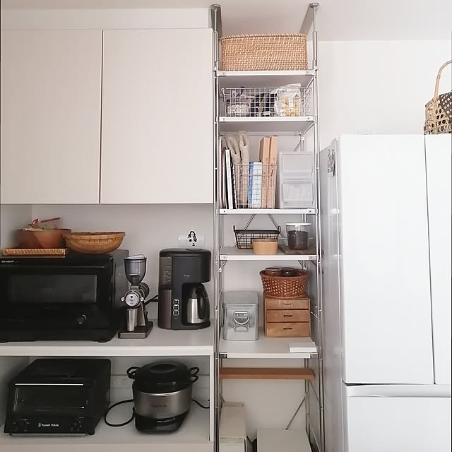 Kitchen,早寝・早起き・朝coffee,子供と暮らす。,隙間収納,隙間収納棚,無印良品 棚,春の模様替え,ベジータ冷蔵庫,棚板ライトグレー,カリタコーヒーミル,カフェスペース,キッチン背面収納,無地良品の収納ボックス,耐震対策,ユニットシェルフ so-bokuの部屋