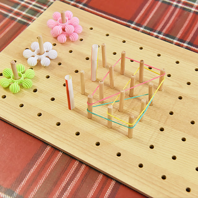 有孔ボード DIY,有孔ボード,知育玩具,こどもと暮らす。,10分でできる,DIY女子,100均DIY,DIY,ダイソー,100均,DIY,手作り,セリア,Lounge Rin0611の部屋