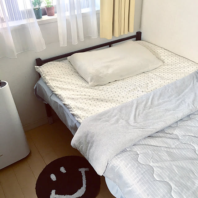 ニコちゃんマット,ニトリシーツ,ニトリベッド,ニトリ,ニトリＮクール,ニトリ寝具,あの新商品買ったよ,いつもいいねやコメントありがとう♡♪,いいね、フォロー本当に感謝です♡,マンション暮らし,中学男子部屋,Bedroom krkrの部屋