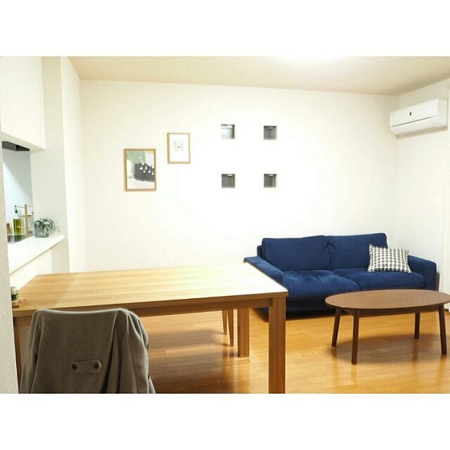 Overview,seventytree,ポスター,無印良品,ダイニングテーブル,シンプル,無印ソファ,無垢材テーブル yuusanの部屋