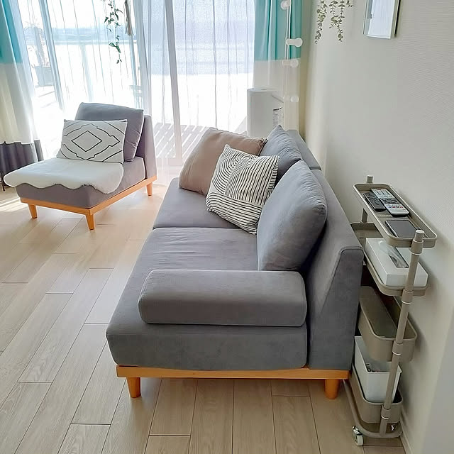 Lounge,マンション暮らし,マンションインテリア,山善,山善のトローリー,隙間トローリー,山善くらしのeショップ,山善アンバサダー,ワゴン収納,くらしのeショップモニター,収納,隙間収納,収納グッズ,収納アイデア,グレージュ,グレージュインテリア,北欧インテリア tttbbbの部屋