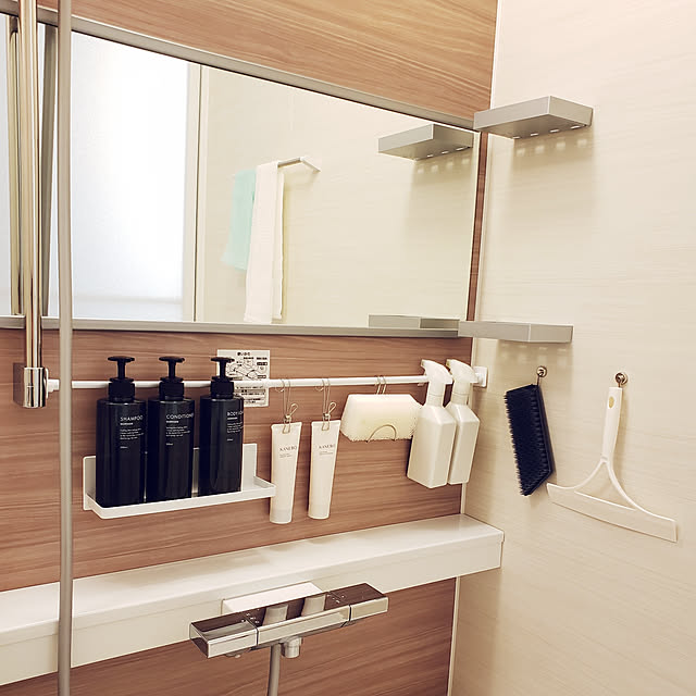 Bathroom,片付けやすい,セリアクリップ,ダイソー,無印良品,マグネット収納,スクイージー,マグネットフック,お風呂収納,バスルーム azu_homeの部屋