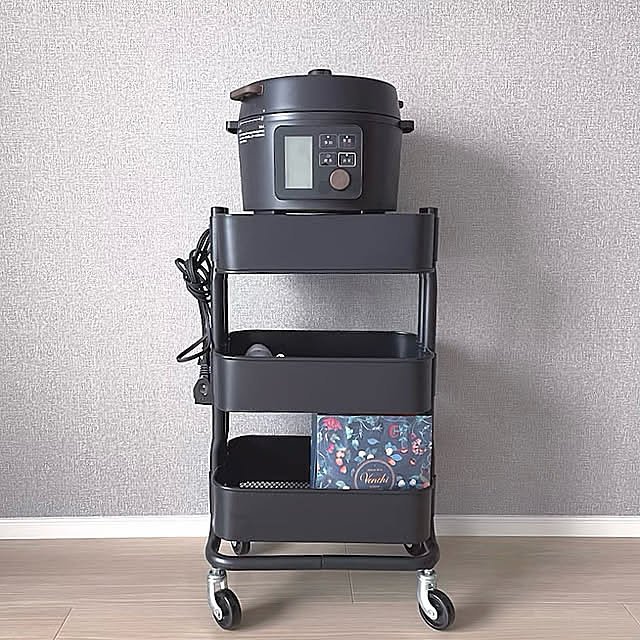 家電収納,キッチン周り,配線収納,アイリスオーヤマ電気圧力鍋,IKEAワゴン,IKEA,イケアRÅSKOG/ロースコグ10周年,1K,一人暮らし女子,20代女子,キッチン収納,Kitchen __encic__の部屋
