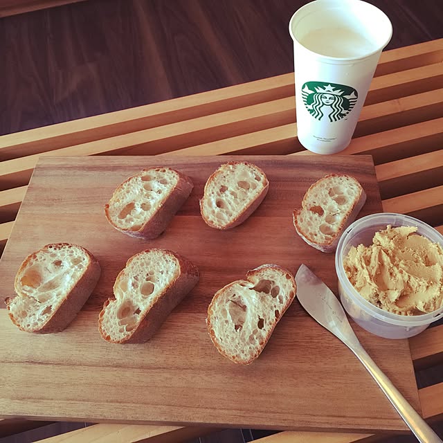 My Desk,柳宗理カトラリー,カットボード,朝食,バターナイフ,アクタス,ACTUS,STARBUCKS COFFEE
mASaYoukiの部屋