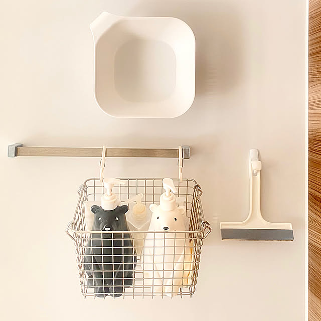 Bathroom,RoomClipショッピング,洗面器,風呂椅子,お気に入り,バスグッズ,掃除しやすく,ぬめり対策,カビ防止,お風呂場,お風呂場収納,浮かせる収納,ぶら下げ収納,お風呂収納,二人暮らし,中古住宅,暮らし,二人暮らしのインテリア,くま好き mikigumaの部屋