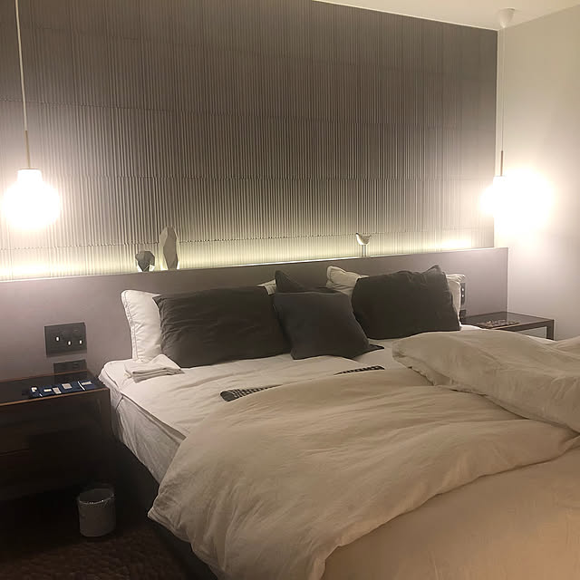 Bedroom,ルーティン,癒し,照明,小さな幸せ,寝具,丁寧な暮らし,フォロー&いいね ありがとうございます♡,読んでくれてありがとうございます♡,夫婦ふたり暮らし Rororiの部屋