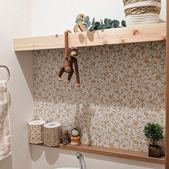 Bathroom,柄物,見て下さって感謝です♡,DIY,手作り,ダイソー,ウィリアムモリスのマスキングテープ,ウィリアムモリス,モリス柄,マスキングテープ,賃貸でも諦めない！,賃貸でも楽しく♪,賃貸インテリア,木のぬくもりが好き♡,DIY棚,ウィリアム・モリス mamenoの部屋