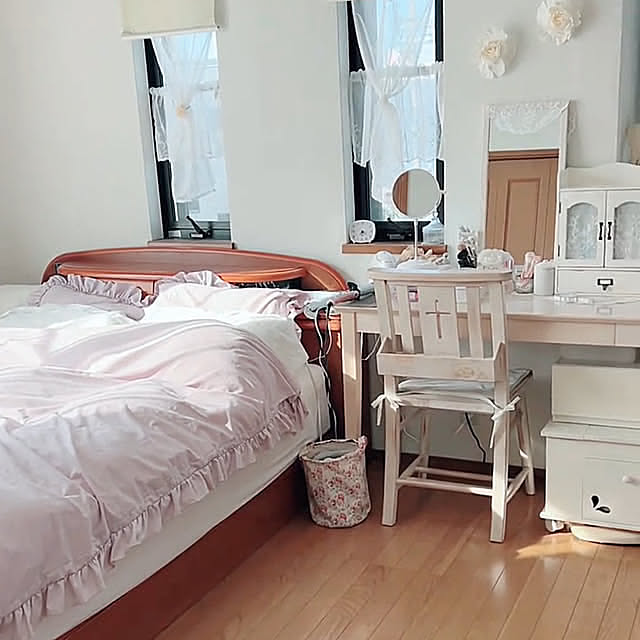 Overview,寝室インテリア,ダイソー,雑貨,ナチュラルインテリア,ナチュラル雑貨,プチプラインテリア,心地よい暮らし,ウェルビーイング,ときめきアイテム,シングルマザーの暮らし,癒しスペース,好きな眺め,サリュ！,セリア,100均雑貨,引き出し収納,使いやすい収納を目指して tommy93の部屋