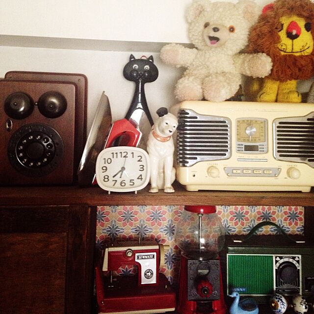 Bedroom,ふるいもの,すきなもの,ラジオ,ダイソーの時計 Oliveの部屋