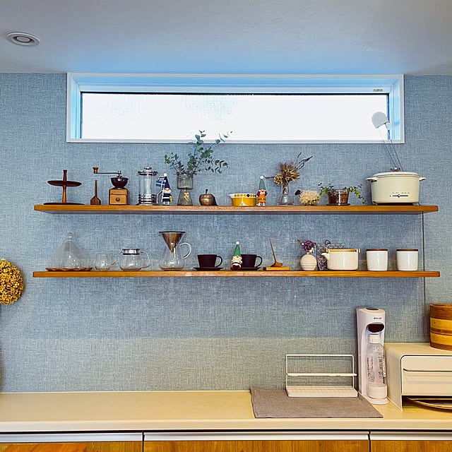 Kitchen,アクセントクロス,キッチン背面棚,壁紙,クリスマス,癒しの空間,子どもと暮らす,吹き抜けのある家,季節を楽しむ暮らし,ニッセちゃん♡,ニッセちゃんを探せ sanaの部屋