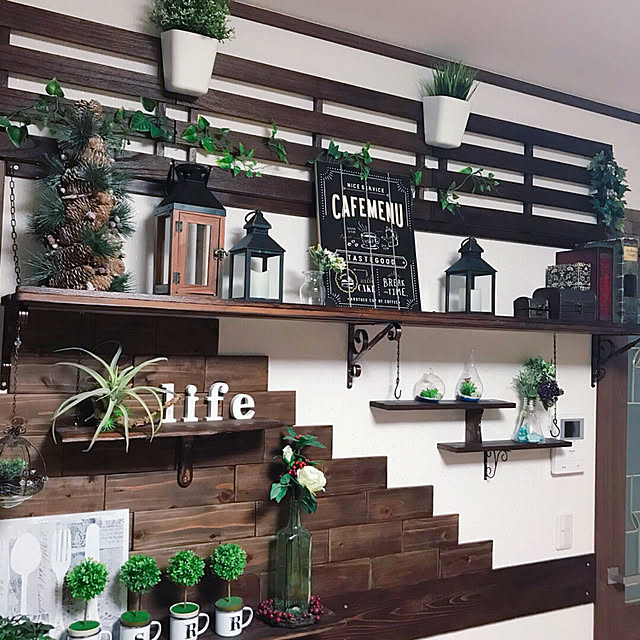 Lounge,DIY,100均,ディスプレイ,カフェ風,セリア,フェイクグリーン,マイホーム,アンティーク風,ナチュラル,男前,雑貨,ウォールディスプレイ,IKEA sach-i-r25r26の部屋