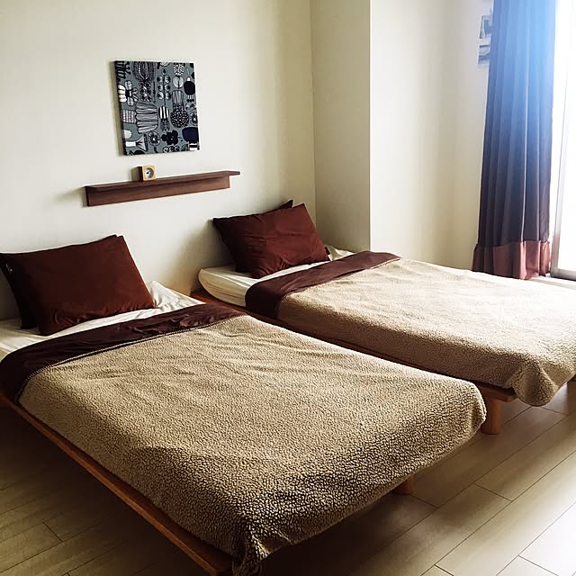 Bedroom,マリメッコ ファブリックパネル,Amazon,無印時計,無印 壁に付けられる家具,無印ベッド Yoheiの部屋