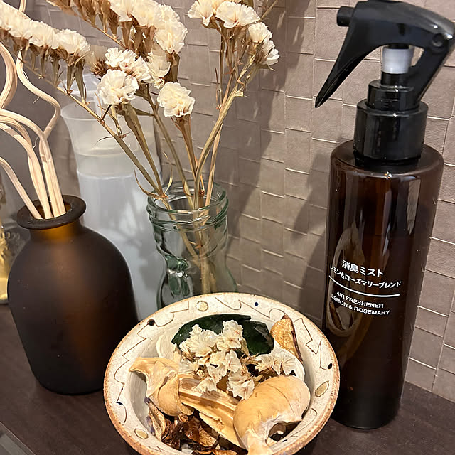 Bathroom,ドライフラワーポプリで消臭,ドライフラワー,お気に入りの場所,くつろぎ空間,癒しの空間,感謝♡,癒しスペース,秋色インテリア,ホッとする空間,ホッとする家,アロマキャンドル癒される♡,スモークツリードライ,パンパスグラス♡ kojimasaの部屋