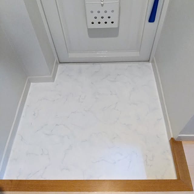 Entrance,DIY,リメイク,クッションフロア,ホワイトインテリア,マステ,大理石調,両面テープ,東リ,セカンドライフ,玄関床リメイク meiの部屋