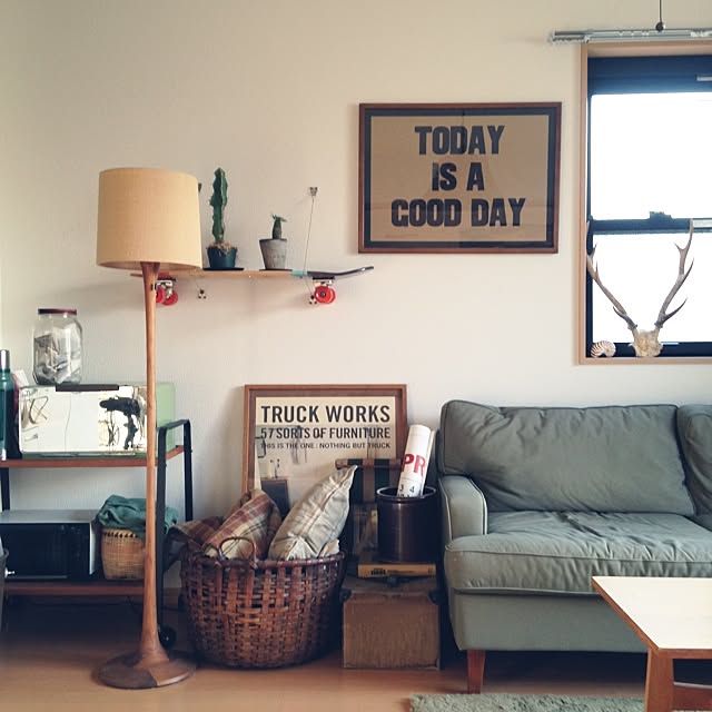Lounge,RC湘南LOVE♡,P.F.S,TRUCK,賃貸,一人暮らし,メンズ部屋,カゴ,ソファ,スケボー,照明,がんばっぺ福島！,関西好きやねん会,植物 KINUの部屋
