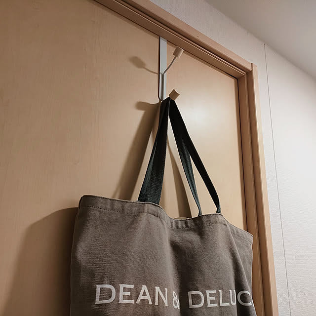 On Walls,SHEIN,SHEINの収納,SHEIN購入品,壁面収納,フック収納,収納,洋服収納 hanabiの部屋