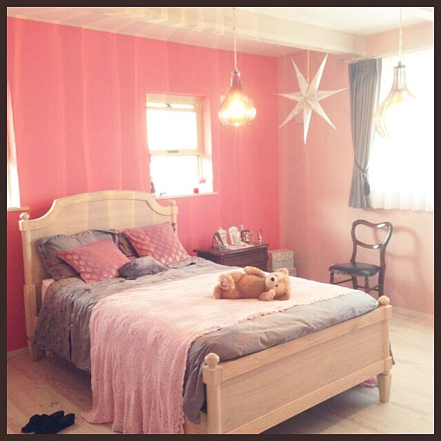 Bedroom,Franc Franc,フランフラン,ベッド,ピンク,グレー,ピンクの壁,珪藻土の壁 LISAの部屋