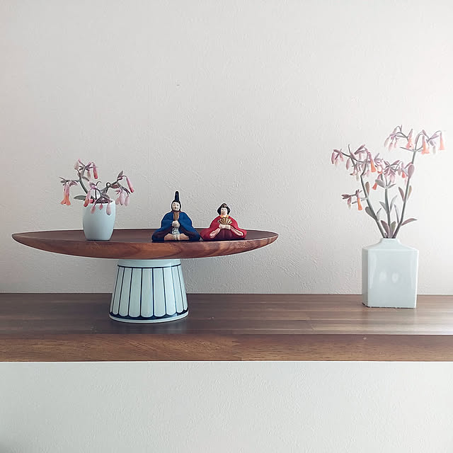 My Shelf,ひな祭り,2023.2.11,カランコエ,カランコエ・リンリン,胡蝶の舞,アカシアプレート リメイク,無印良品,アカシアプレート,雛人形,お雛様,無印良品お猪口,hinaさんの真似っ子 hana-の部屋