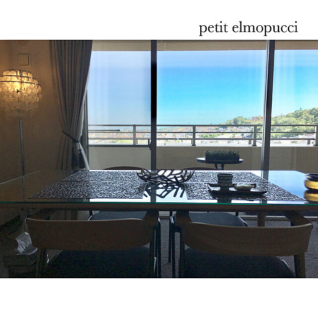 Lounge,窓からの眺め,Doubleday 椅子,カフェ風,照明,北欧 petit.elmopucciの部屋