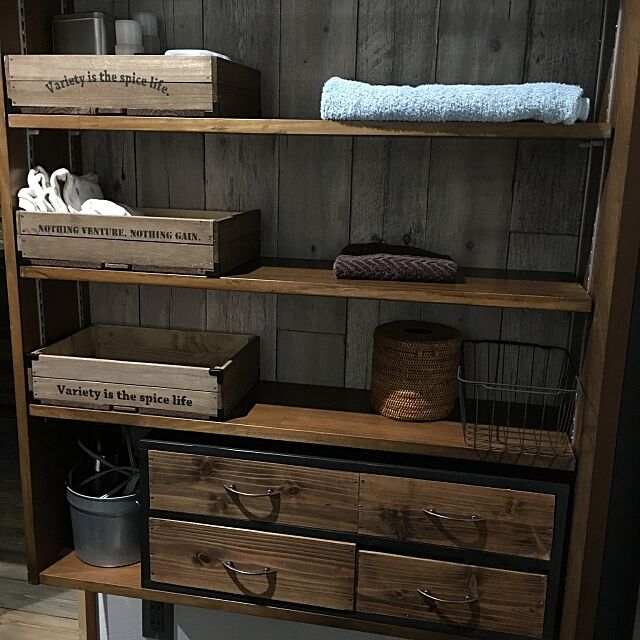 My Shelf,左の木箱はセリアのスノコ,セリア取手,セリア,スクエアBOXやめました,洗面脱衣所,造作棚,趣味,DIY,洗面所,洗面所 収納,引き出し収納,端材 DIY,棚DIY,引き出しDIY,ブライワックス・ジャコビアン khma88の部屋