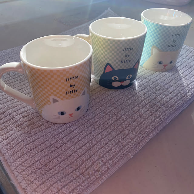 Kitchen,猫グッズ,マグカップ,ダイソー,狭小住宅,木の家,注文住宅,生活感のある家,猫バカ,猫と暮らす,無垢の家,ダイソーのマグカップ,猫のいる暮らし,DAISO商品,ダイソー商品 senbei.sakuramochiの部屋