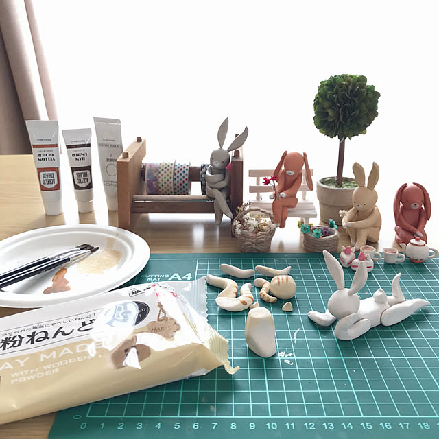 My Desk,ダイソー,100均,ハンドメイド,マスキングテープ,ミニチュア,手作り,趣味,セリア,うさぎさん,アクリル絵の具,木粉粘土,建売住宅,雑貨好き,ストレス解消,こどものいる暮らし iro..の部屋