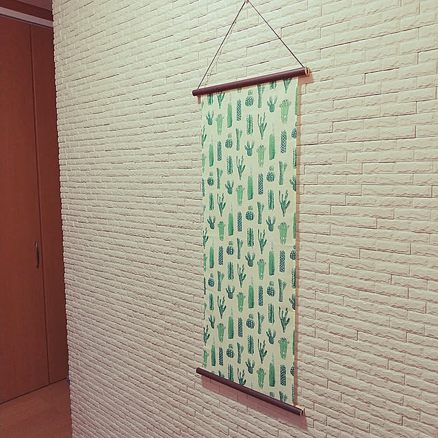Entrance,エコカラット,手ぬぐいタペストリー,てぬぐい,手ぬぐい,セリア,100均,白い壁 iku-yoneの部屋