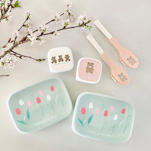 お弁当作り頑張るぞ〜,さくら,セリア,お弁当グッズ,見て頂きありがとうございます⑅︎◡̈︎*,いいね、フォロー本当に感謝です♡,My Desk,春休み nonp--yの部屋