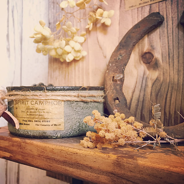 Entrance,蹄鉄,アナベルドライ,ミモザドライ,暮らし,ハンドメイド,DIY,アメリカンヴィンテージ,フォローすごく嬉しいです♡,お気軽にフォローどうぞ♪,手作り雑貨,男前インテリア,木製雑貨,インテリア,いつもいいねやコメありがとうございます♡,玄関入ってすぐ,雑貨,壁紙屋本舗,リメイク缶,Insta→RANSANDYMADE,壁紙 Rans_andy.の部屋