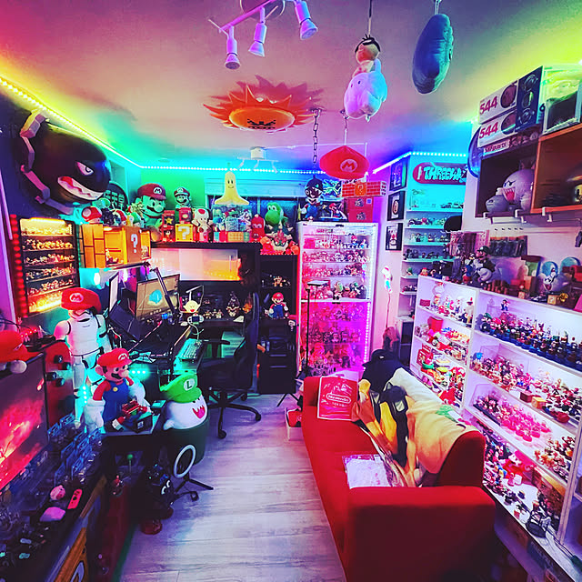 ゲーミングルーム,SUPER MARIO,マリオ部屋,子供部屋,マリオ,スーパーマリオ,子供部屋男の子,Nintendoswitch,LED照明,ゲーム機,ゲーム部屋,趣味収納,任天堂,壁棚,LEDライト,フィギュア棚,LEDテープ,LEDテープライト,Overview kai.mariosfunの部屋