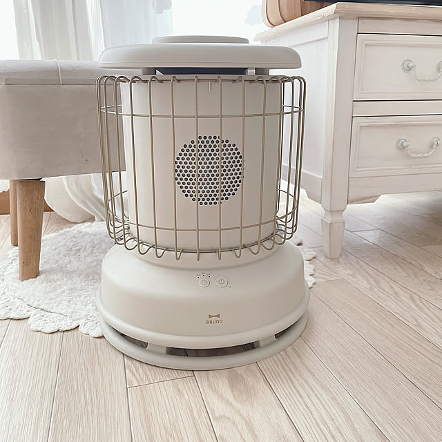 Lounge,セラミックファンヒーター,BRUNOがある暮らし,BRUNO,2023.10.26,お気に入り,ホワイトインテリア,インスタ→sa_rippii,モニター当選ありがとうございます♡,RoomClipショッピング,おうち見直し企画 satomiの部屋